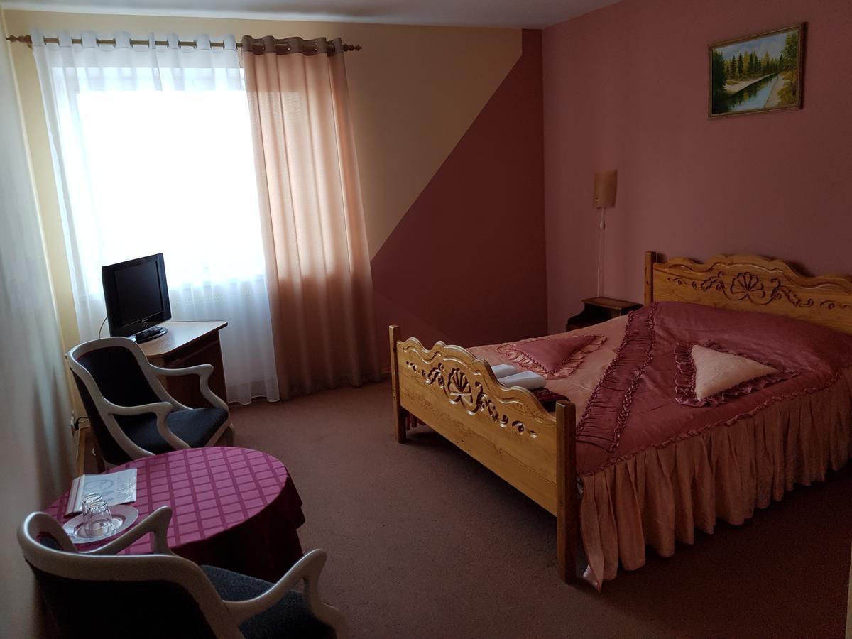 Hotel Suvorov Kobryn Exterior foto